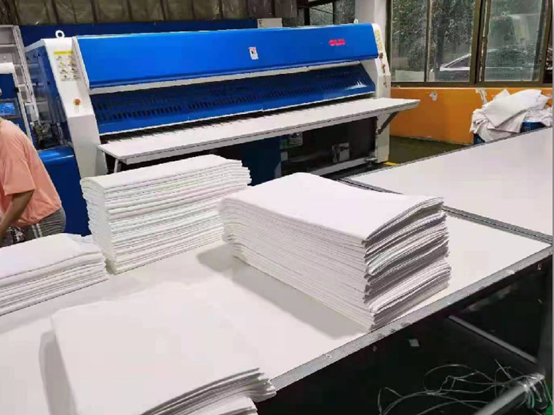 惠来高速熨烫机-01